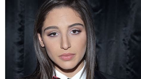 abeela danger porn|Videos von Abella Danger